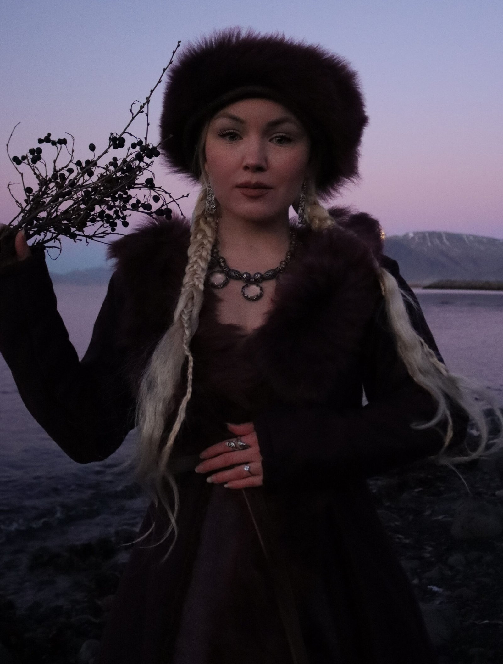 Vetrarblóm Collection - Rauðsmári coat - Image 4