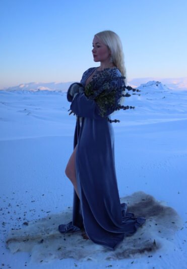 Vetrarblóm Collection – Eftir Sólsetur robe